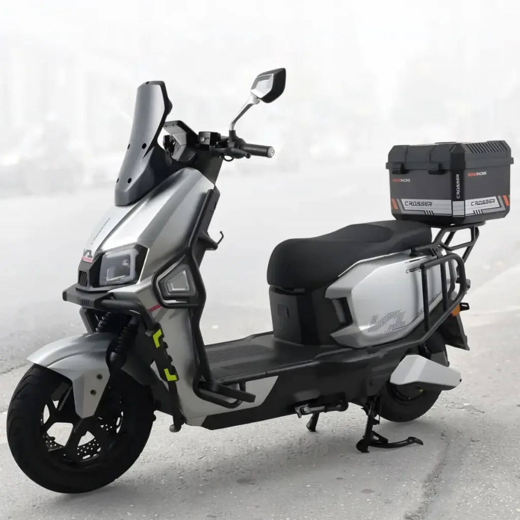 Електроскутер Crosser “V1 PRO” (2000W • LiFePO4 76.8V • 30AH) швидкість 65 км/год, 77 км запас ходу, 2026! - elektroskuter-crosser-v1-pro_64.webp